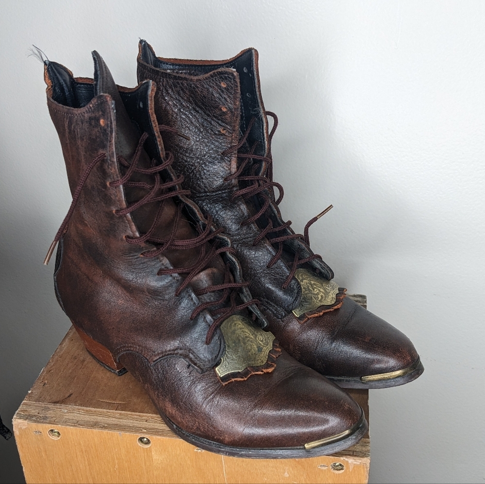 Witchy Leather Boots - Picture 8 of 13